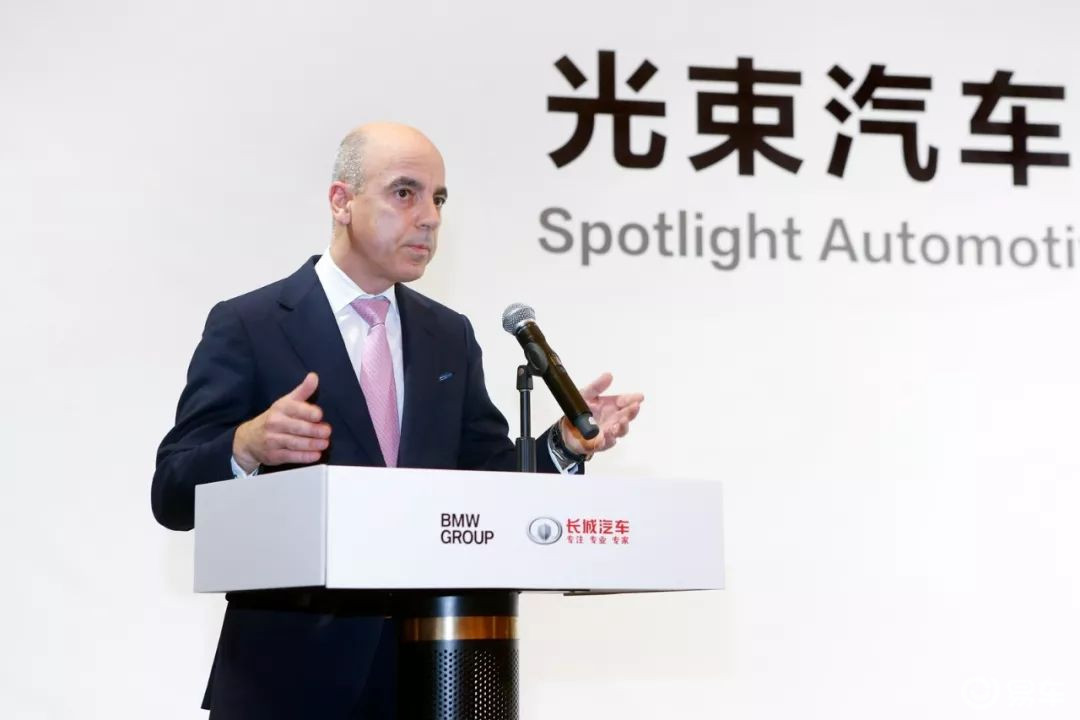 1575188942563546.jpg fe86265ca87542828c85665ed9936a4d.jpg