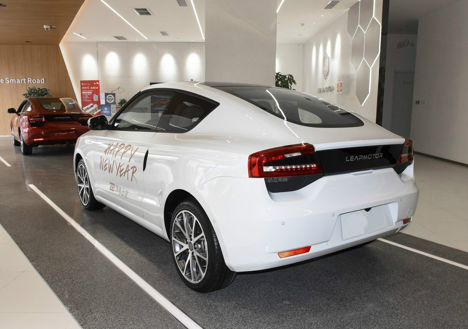 1589348370782055.jpg 1024x0_1_q95_autohomecar__ChsEfl5dBuyAQXCFAAnpZgPTCQM042.jpg