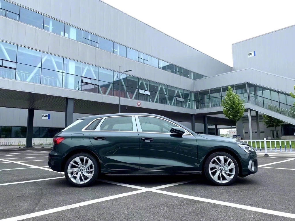 1598600594522022.jpg 67d50555gy1ghphxny17zj21400u07ux.jpg