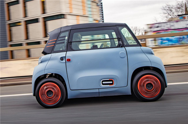 车头车尾傻傻分不清!雪铁龙微型电动车竟要量产了