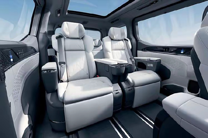 1721546140355109.jpg e96bb22ely1hruiew653tj20ku0dw45o.jpg