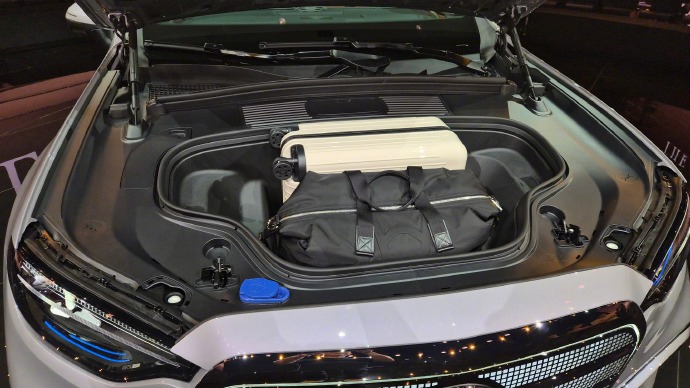 1757333943154596.jpg 001UrXrhgy1i55o4qcgd0j63341qkkjm02.jpg