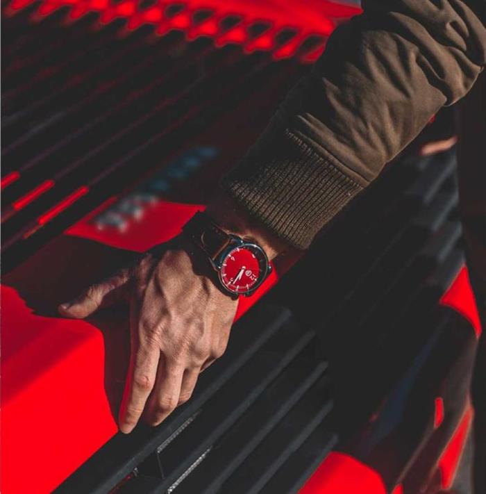 Fuoriserie,超跑事故车，超跑事故车腕表