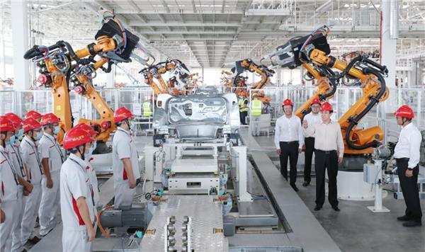 è®¸å®¶å°è§å¯æå¤§æ±½è½¦åºå° æªæ¥äº§è½æ¯åéä¸å°