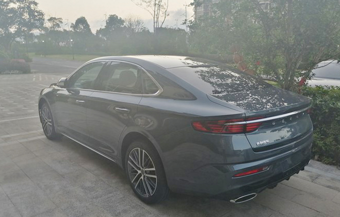 吉利PREFACE售价曝光4S店报价15万-比博瑞还贵-图3