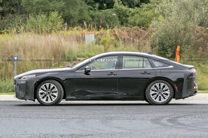 丰田大号亚洲龙谍照搭氢燃料系统/年内开售-图2