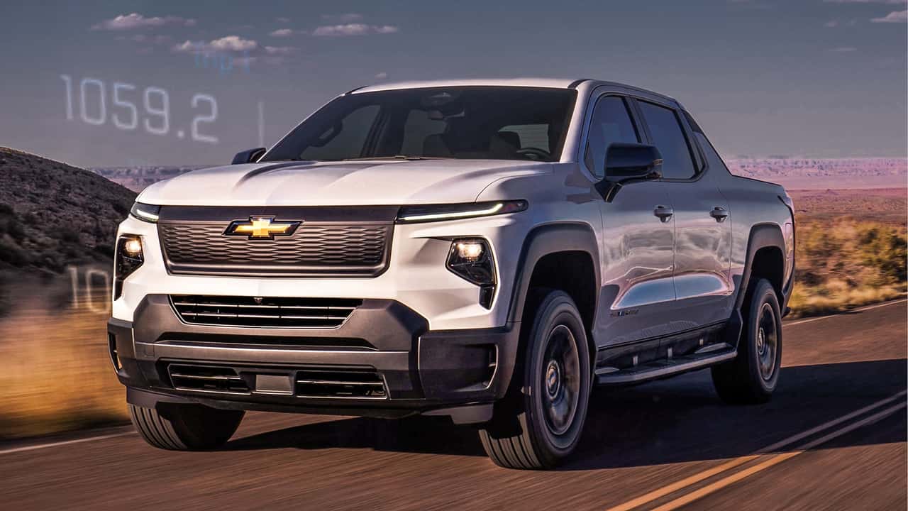 chevrolet silverado ev smashes range record exterior on the road